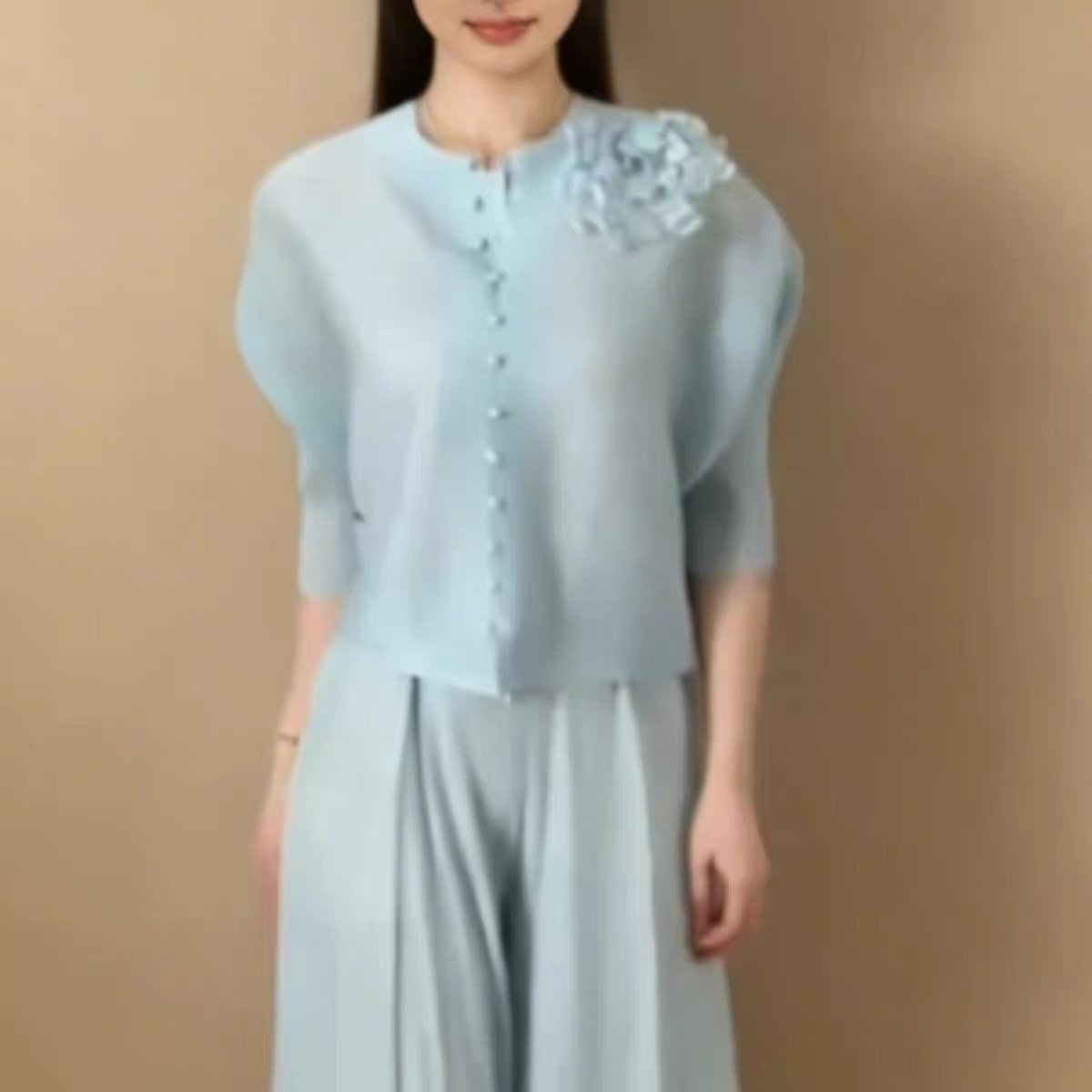 Women set